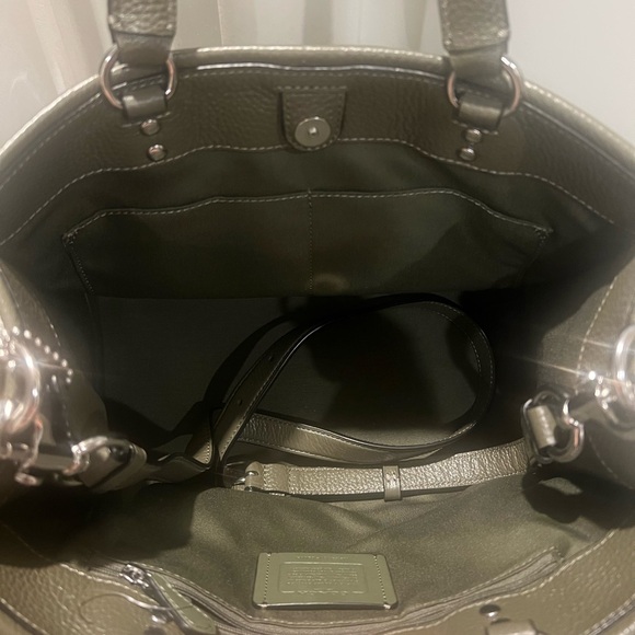 Coach Dempsey Silver Surplus Carryall Crossbody Tote And Wallet - Picture 6 of 11